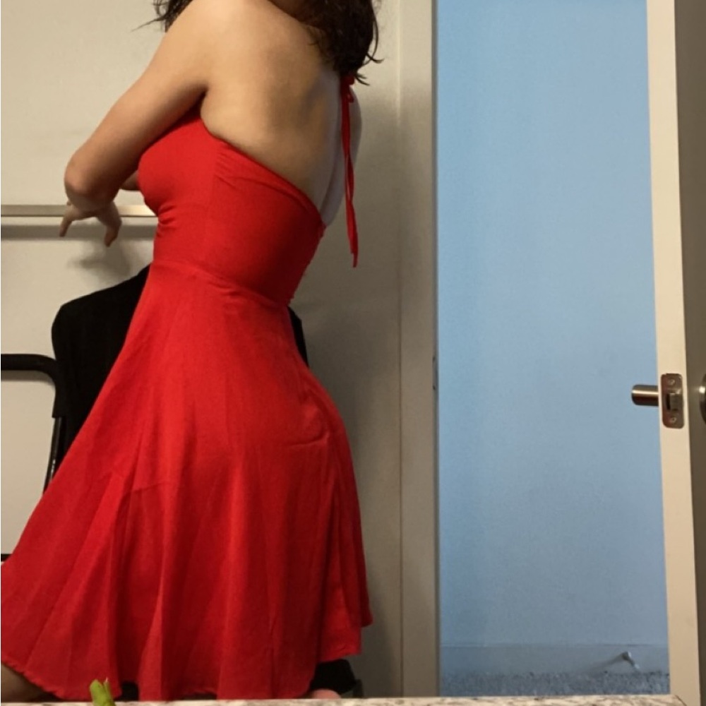 Dress - Picture 2 of 3